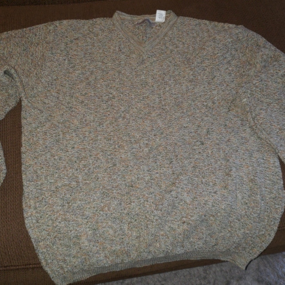 Mens Fieldmaster Vneck sweater